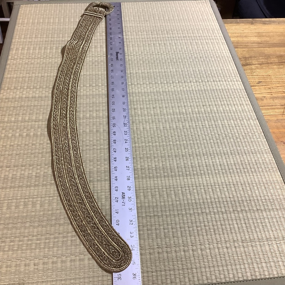 Collezione New York Gold Braided Belt Woven Metallic Belt with Round Buckle - Picture 5 of 7